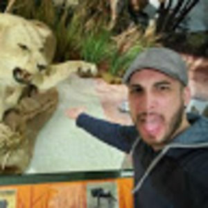 Meet your Posher, Javier